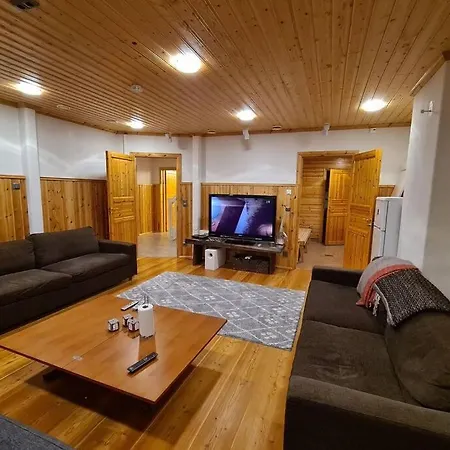 Lucky Levi Ski In Ski Out 500 M Centrum Via Lift Villa Sirkka